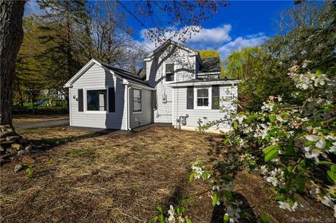66 Elmwood Ter, Torrington, CT 06790