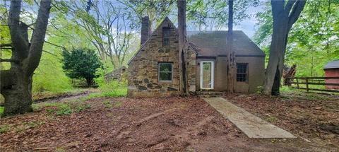 2960 Boston Post Rd, Guilford, CT 06437
