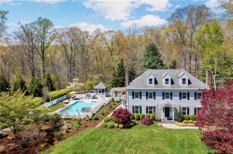 90 Joshua Trl, Madison, CT 06443