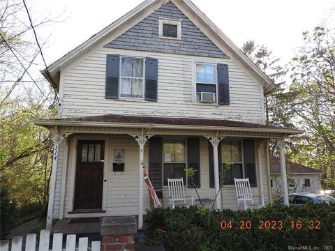 114 Cedar St, Norwich, CT 06360