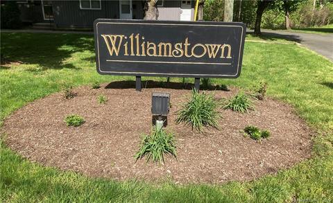 169 Moylan Ct #169, Newington, CT 06111