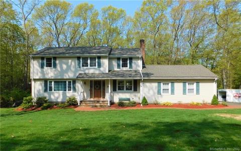 24 Carriage Dr, Tolland, CT 06084