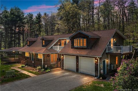 364 Reardon Rd, Thompson, CT 06255