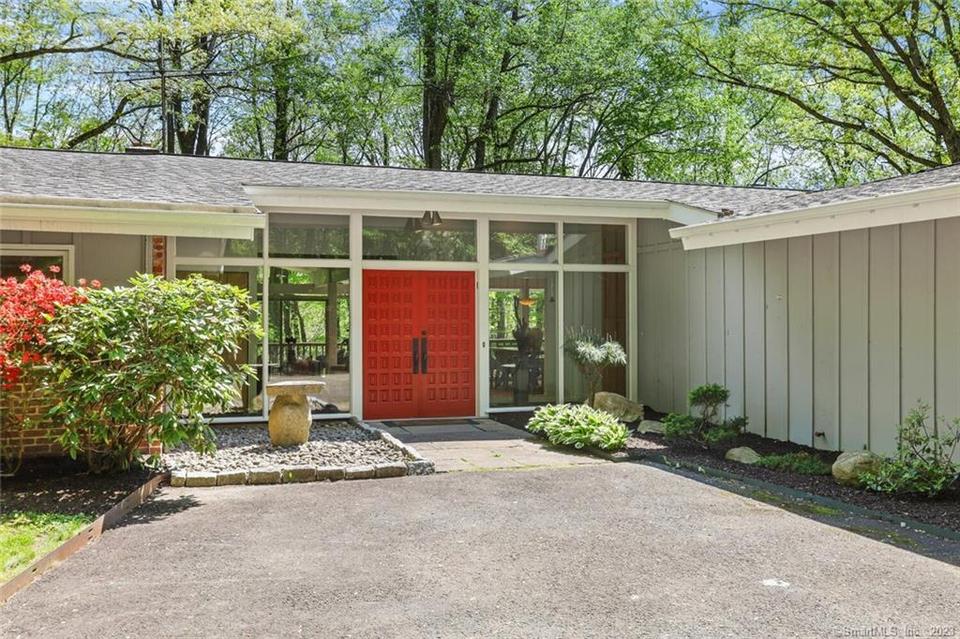 90 Signal Hill Rd, Wilton, CT 06897 1 photo MLS 170568272 Movoto