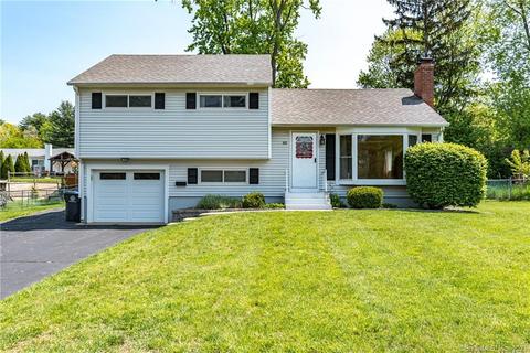60 Willard Dr, Enfield, CT 06082