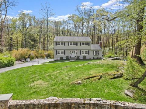 29 Snowberry Ln, Wilton, CT 06897