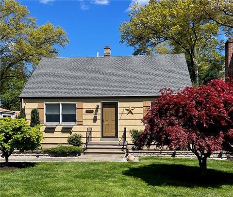 36 Barbara Dr, Norwalk, CT 06851