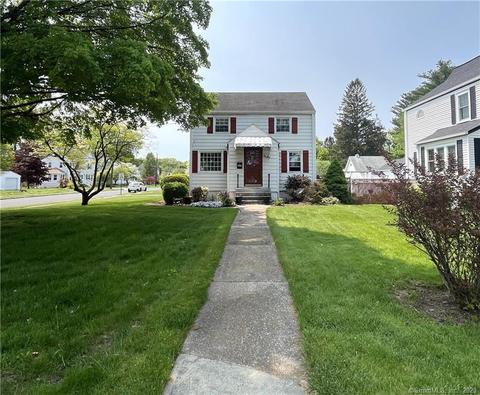 667 S Quaker Ln, West Hartford, CT 06110
