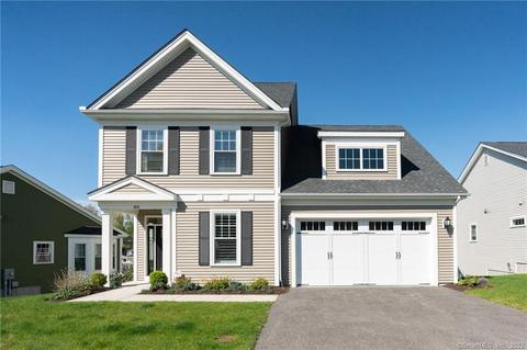 80 Fieldstone Ln #80, Beacon Falls, CT 06403