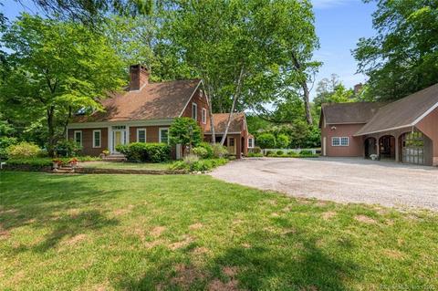 12 Dennison Rd, Essex, CT 06426