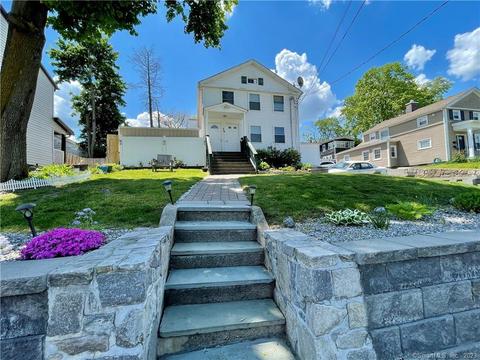24 New St, Danbury, CT 06810