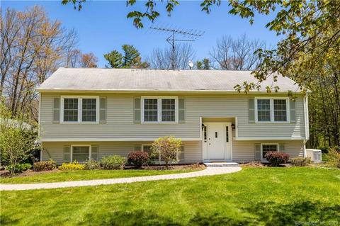 415 Old Middle St, Goshen, CT 06756