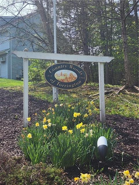 187 Lovers Ln #19, Torrington, CT 06790