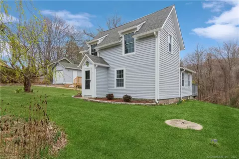 285 Mile Creek Rd, Old Lyme, CT 06371