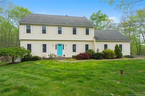 7 Bonnie Ln, Oxford, CT 06478