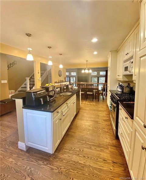 308 Mill Pond Dr #308, South Windsor, CT 06074