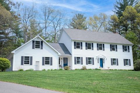 456 Lovely St, Avon, CT 06001