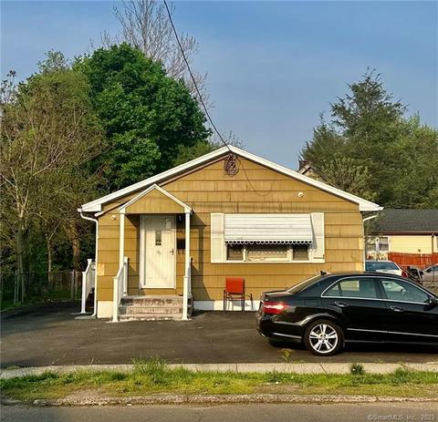 671 Newhall St, Hamden, CT 06517