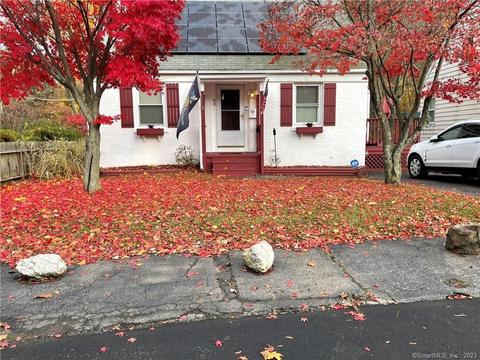 60 Houston St, Waterbury, CT 06704