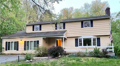 118 Shallowbrook Ln, Glastonbury, CT 06033