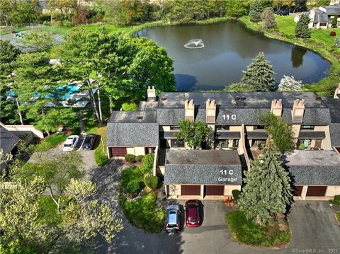 85 Viscount Dr #11C, Milford, CT 06460