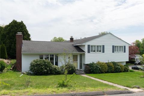 23 Salem Blvd, Naugatuck, CT 06770