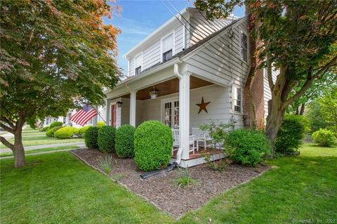 111 Newton St, Meriden, CT 06450