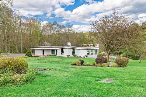 58 Cherry Hill Rd, Greenwich, CT 06831