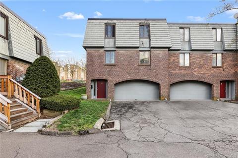 12 Trolley Crossing Ln #12, Middletown, CT 06457