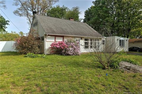 46 Hazelwood Ter, Stratford, CT 06614