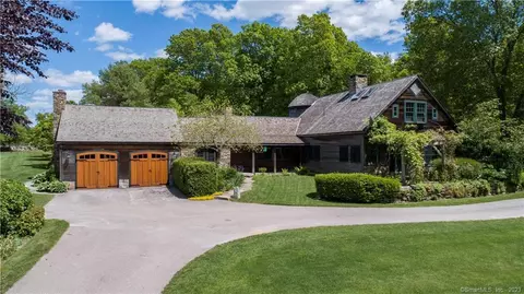 79 Pine Woods Rd, North Stonington, CT 06359