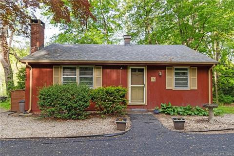 193 Gospel Ln, Portland, CT 06480