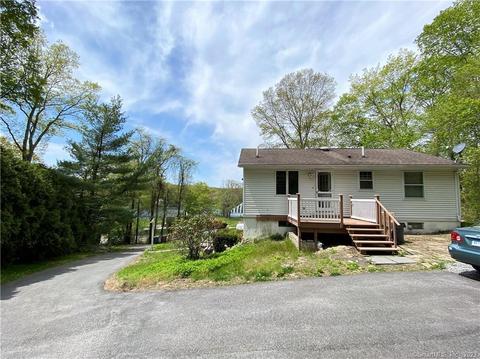 93 Flanders Rd, East Lyme, CT 06357