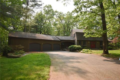 329 Highland St, Manchester, CT 06040