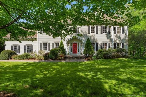 146 Tupelo Ln, Guilford, CT 06437