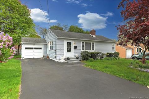 92 Woodmont Rd, West Haven, CT 06516
