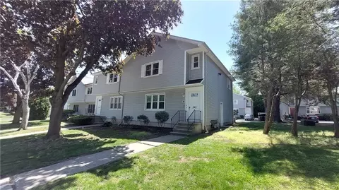 345 Glendale Ave #A8, Bridgeport, CT 06606
