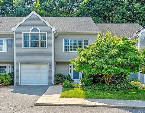 120 Prospect St #49, Ridgefield, CT 06877