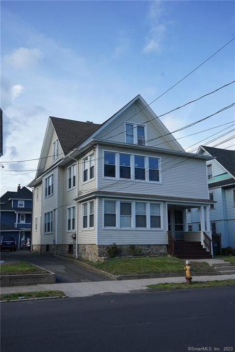 119 Edna Ave, Bridgeport, CT 06610