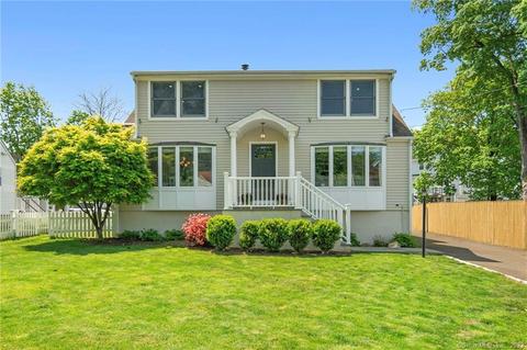 9 New Ln, New Canaan, CT 06840