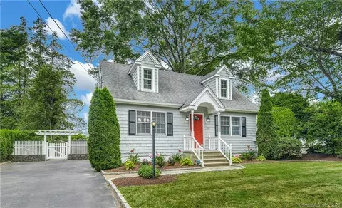101 Hulls Hwy, Southport, CT 06890