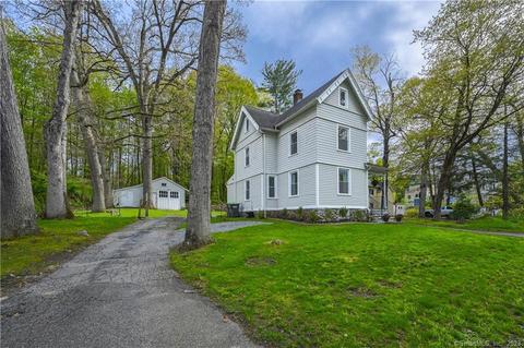 22 Sunset Ave, Watertown, CT 06779