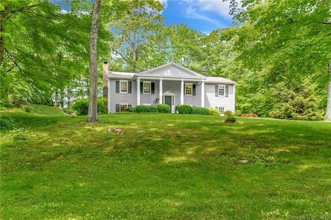 166 Picketts Ridge Rd, Redding, CT 06896