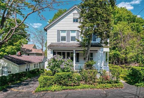 157 Cedar St, Norwich, CT 06360