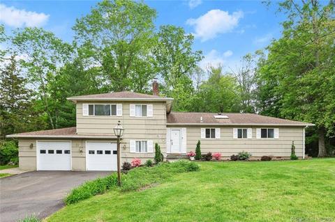 39 Stonecrop North Rd, Norwalk, CT 06851