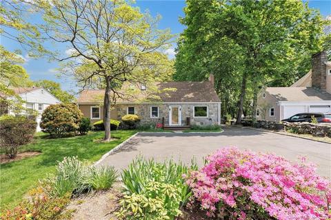 587 High Ridge Rd, Stamford, CT 06905