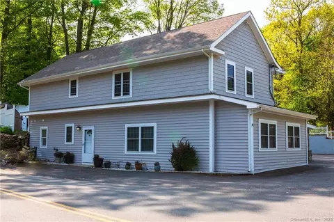 84 N Salem Rd, Ridgefield, CT 06877