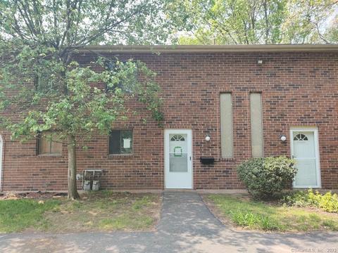 22 Wakefield Cir #22, East Hartford, CT 06118