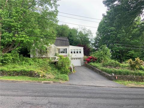 116 Hill St, Ansonia, CT 06401