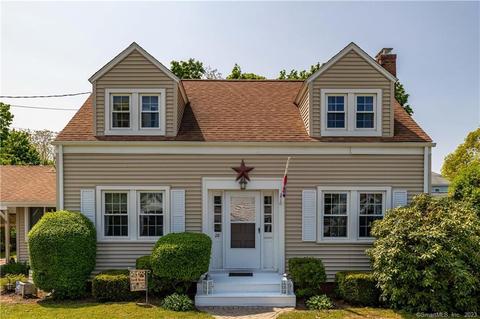 28 Fairview St, Manchester, CT 06040